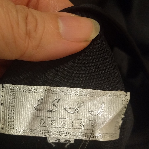 Beautiful black dress🌸🍀🍀🌸 - Picture 9 of 14